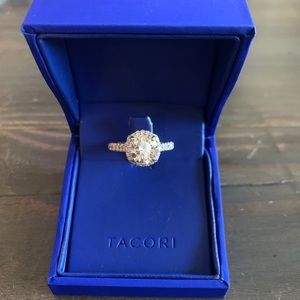 Tacori Diamond ring w/authenticity card HT25472.5cu8w
